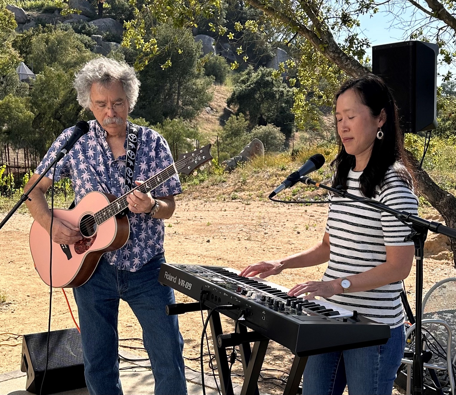 Live Music Cellar Sessions – Hungry Hawk Vineyards and Winery